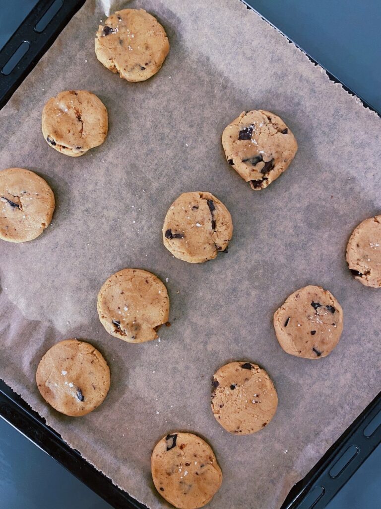 chocolate chip cookie pre bake